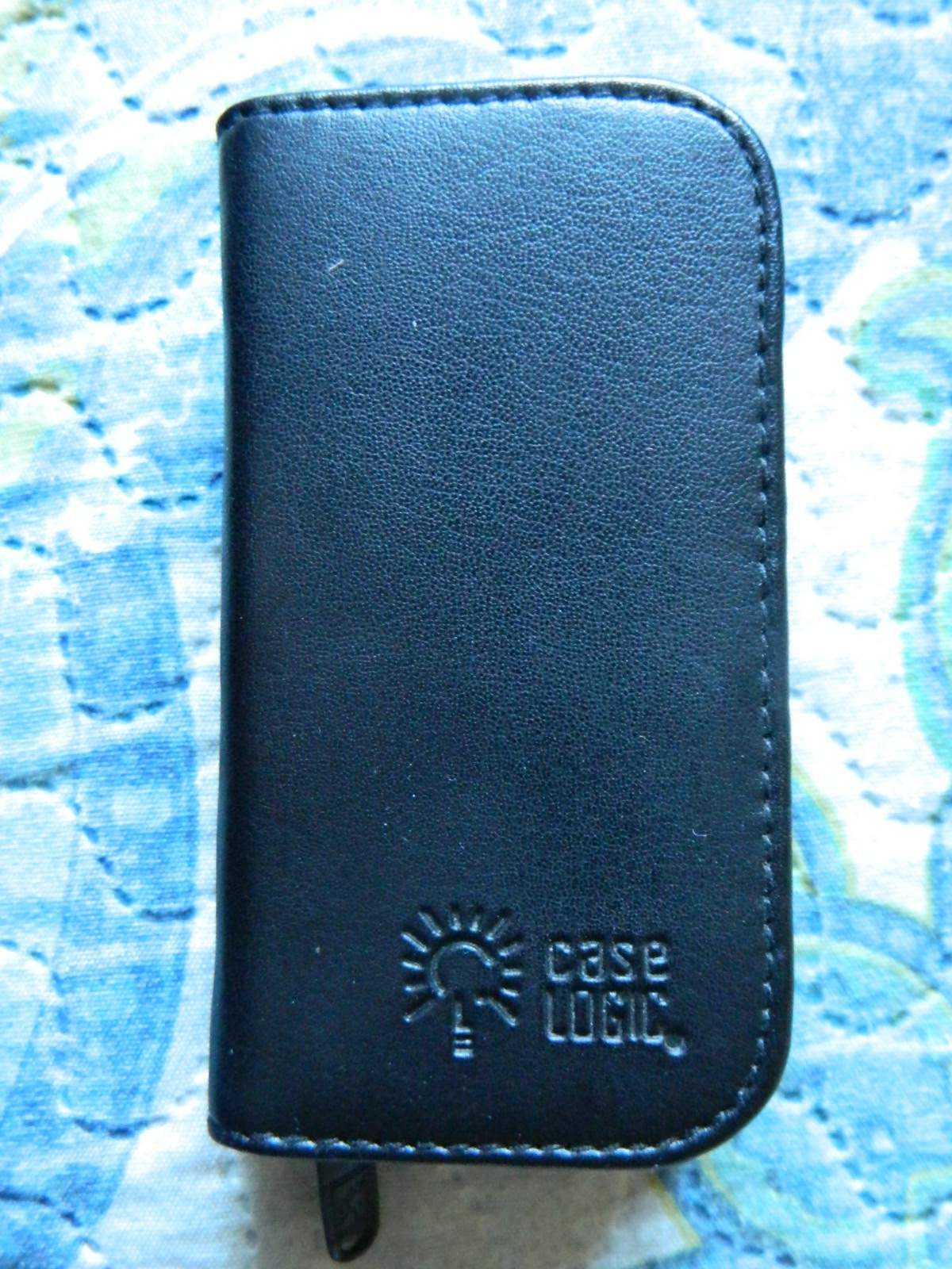 Picture 1 of 4