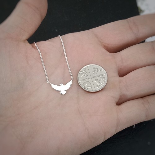 Eagle Necklace in sterling silver, American flying eagle bird jewellery for her - Picture 5 of 6