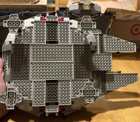 LEGO Star Wars 7190 Millennium Falcon Looks 100% Complete w/Manual  and Mini Fig