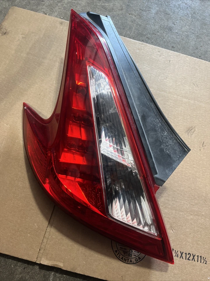 Задний светодиодный задний фонарь левая сторона для Nissan 370Z Z34 от оригинального производителя 09–17 годов выпуска - Изображение 2 из 4