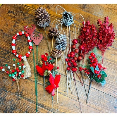 Lot of 20 Picks Berries Pinecones Baubles Beads Flowers for DIY Crafts Wreaths 