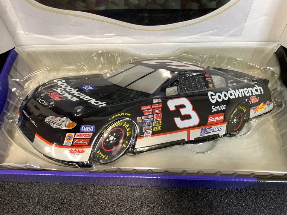RARO 2002 Acción #3 Dale Earnhardt Goodwrench Monte Carlo NASCAR colgante de pared. Foto 3 de 4