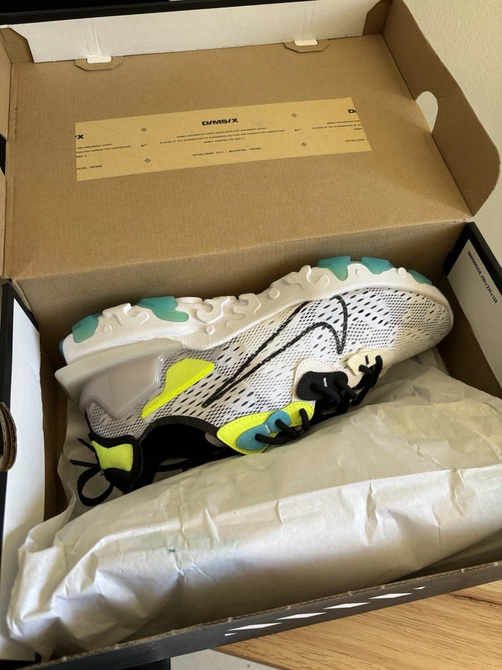 Nike React Vision Worldwide CT2927-100 Men's Shoes Size 10 - Image 4 of 4