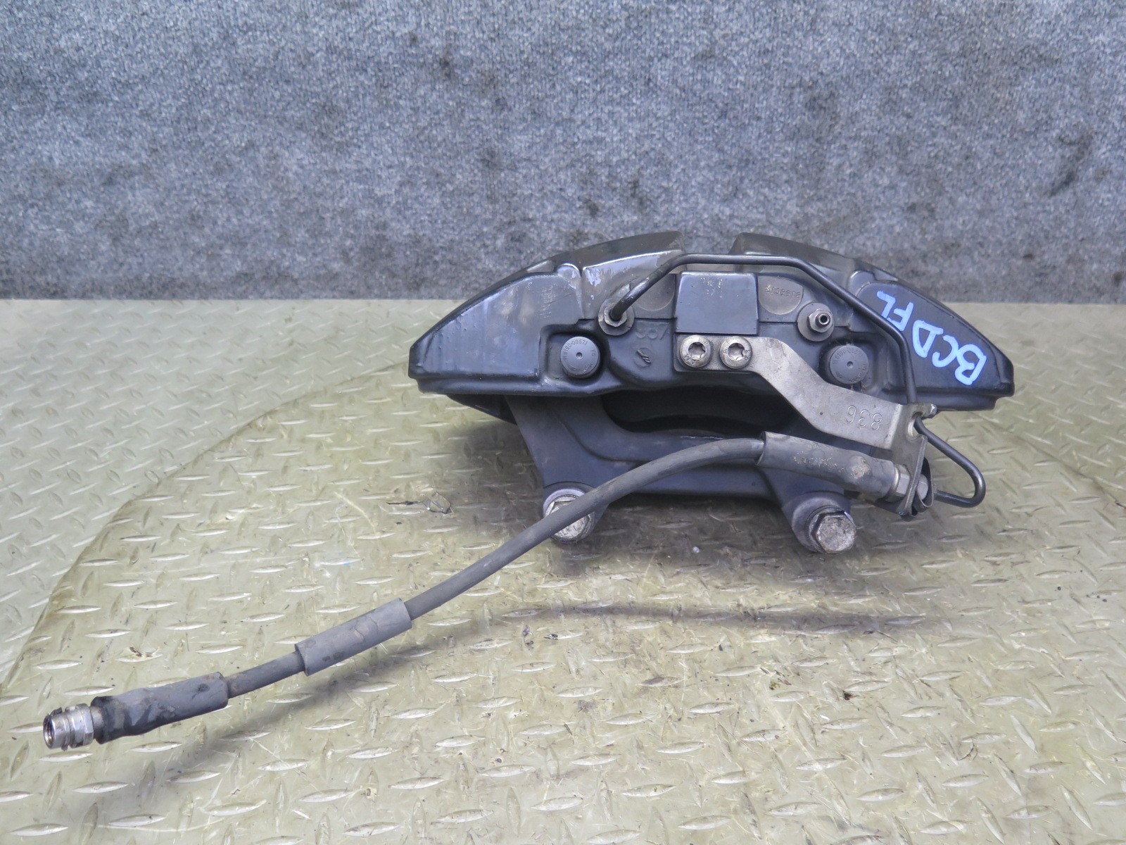 2006-2012 BENTLEY FLYING SPUR FRONT LEFT & RIGHT SIDE BRAKE CALIPER SET