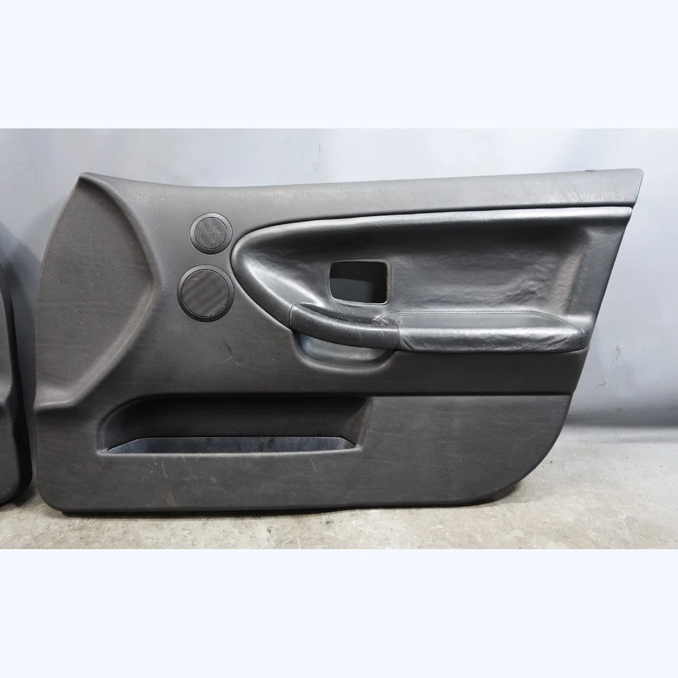 Par de tarjetas de panel de puerta interior delantera napa negra fabricante de equipos originales BMW E36 serie 3 sedán 92-98 Foto 2 de 4