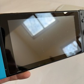 NINTENDO SWITCH CONSOLE HAC-001 With CHARGER & Case Joycons Oem TESTED