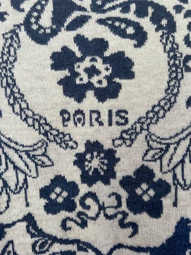 Oilily Cardigan Size LARGE excellent condition - Picture 2 of 8