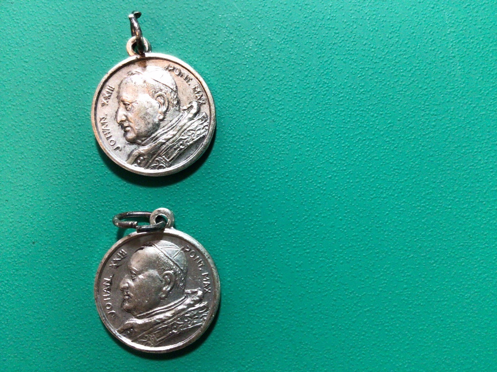 Lot 5 Religious Medals Reliquary Catholic Relic Italy 3 Antonio & 2