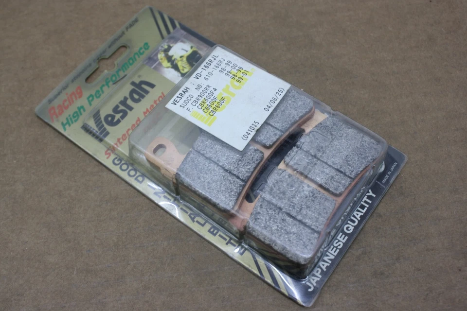 15-21 HYOSUNG GD250N EXIV y 17-21 GV250 PASTILLAS DE FRENO DELANTERAS ALTO RENDIMIENTO VESRAH Foto 2 de 4