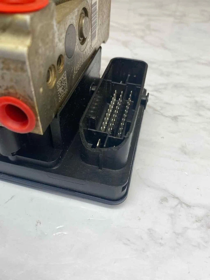 Chevy Silverado 2500 antibloqueo freno 16 sistema módulo bomba OEM 23407408 23407406 Foto 3 de 4
