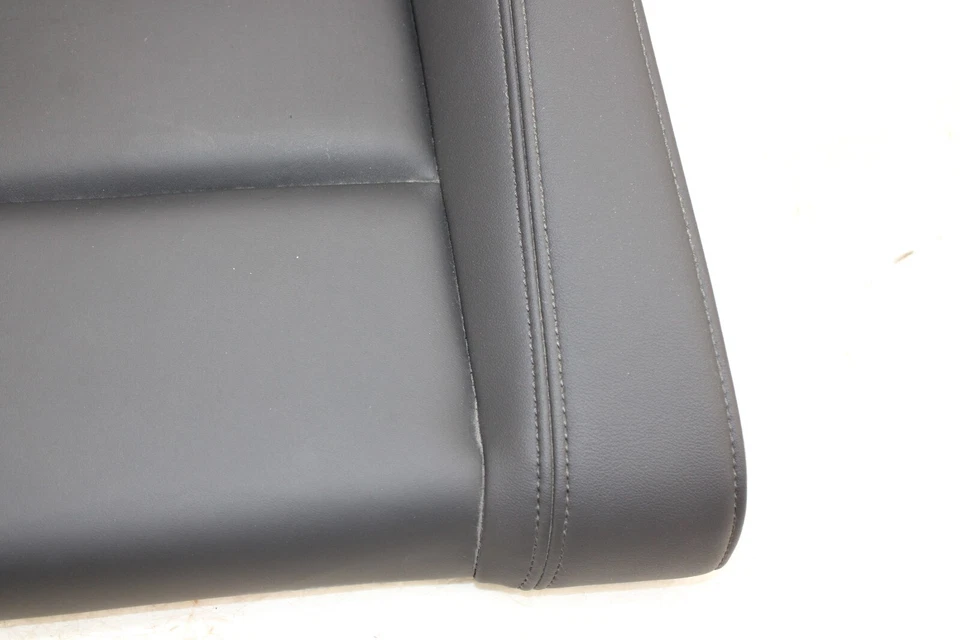 Juego de asientos traseros Audi TT 2016-2023 OEM HE22 Foto 2 de 4