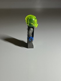 1998 LEGO Insectoids Zotaxian Alien (Lieutenant Maverick) Minifigure - sp021