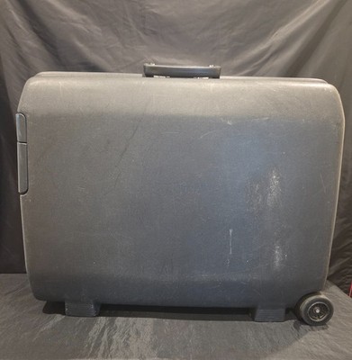 Samsonite Black Oyster 25'' Hard Shell Luggage Combination Lock Rolling Wheeled