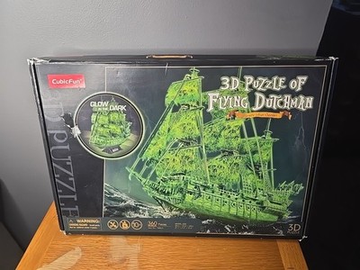 3D Flying Dutchman PUZZLE Model Kit GLOW IN THE DARK 360 Pc Pirate Ship CubicFun
