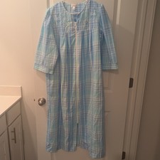 Miss Elaine Robe Womens Medium Zip Blue Plaid Seersucker Nightgown House Coat