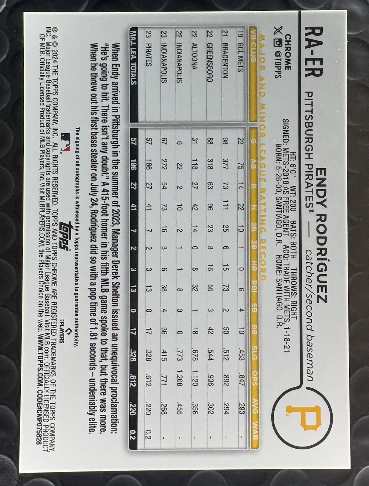 2024 Topps Chrome True Gold Auto /50 Endy Rodriguez RC #RA-ER Pirates Rookie view 2