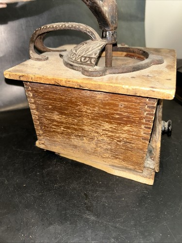 Vintage Arcade Manufacturing Company Imperial Wooden Coffee Grinder AS IS - Picture 7 of 11