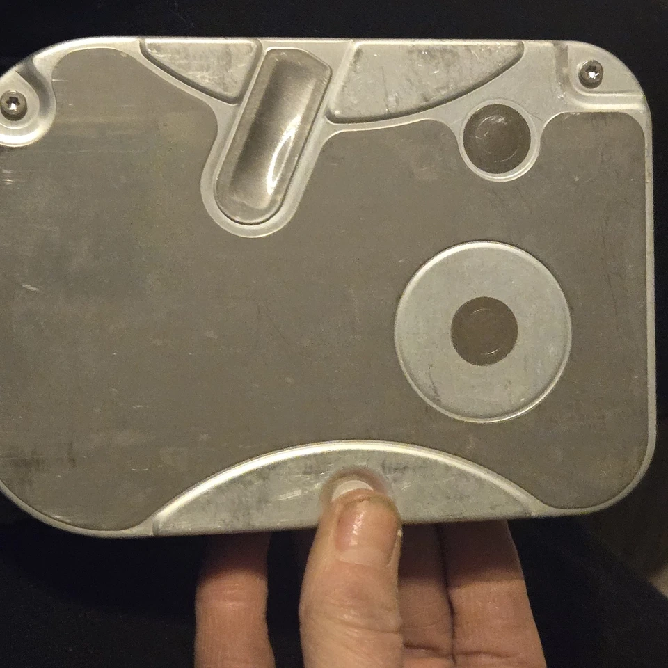 Lot of 3 Hard Drives Seagate ST34311A Maxtor 1GB Hitachi UNTESTED Parts/Repair - Image 4 of 4