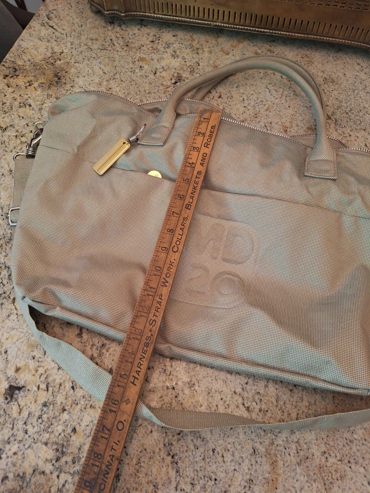 Bolso de Viaje Mandarina Duck MD 20 Dorado Bolso Bandolera Foto 3 de 4