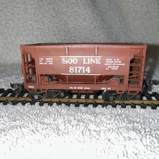 Vintage AHM 81714 HO Scale Single Hopper Ore Car Soo Line Brown  RARE Complete