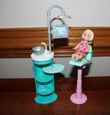 Barbie Kelly Dentist Pediatric Rinse Station Chair Playset
