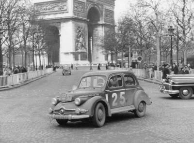Panhard Dyna In Paris During 1953 Monte Carlo Rally Motor Racing Old Photo