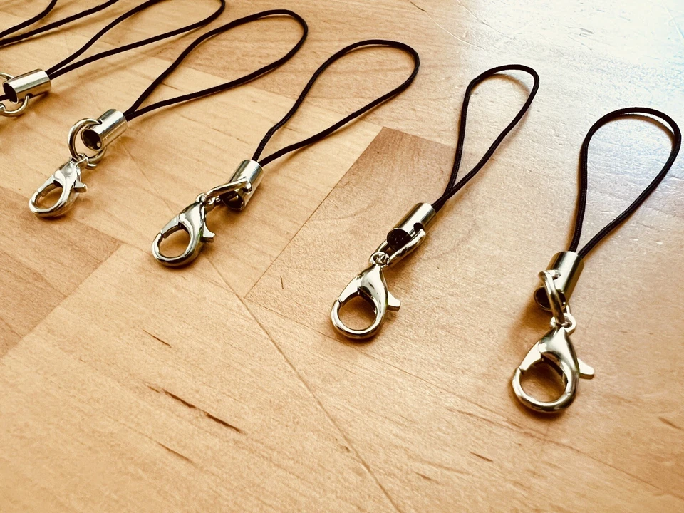 6 x Handy Anhänger mit Karabinerhaken in Schwarz Silber Anhänger Karabiner NEU - Bild 3 von 4