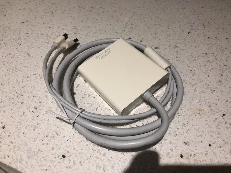 Genuine apple Mini Displayport to DVI-D dual link adapter A1036 - Image 4 of 4