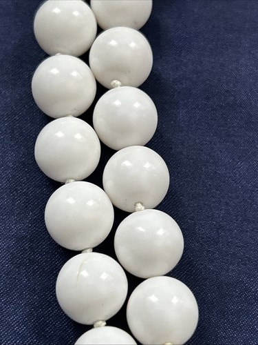 Vtg Porcelain Flower Box Clasp Japan Double Strand Lucite Bead 26” Necklace - Picture 5 of 10