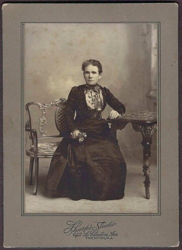 Sarah Ann Findler Cabinet Photo - Trenton, NJ / Longton, England - Picture 1 of 2