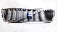 Calandre Volvo V70