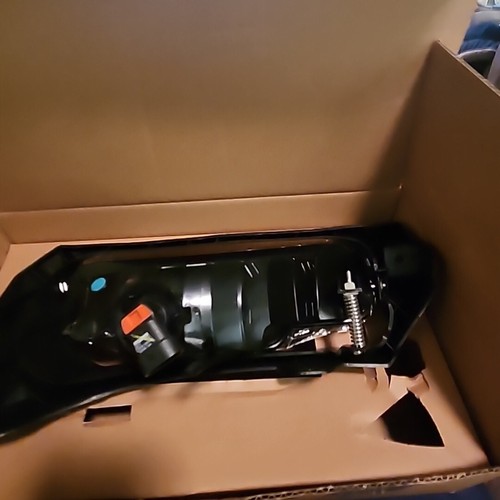 Grand Marquis 06-11 Headlamp NIB Depo 331-2017L-AS Mc GranMarqs 06 11 Fl As LEFT - Picture 2 of 4