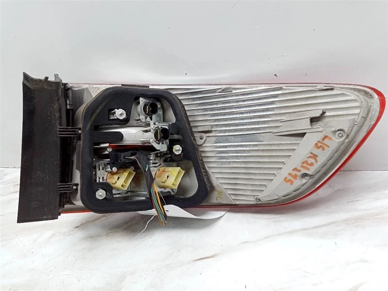 Used Left Tail Light Assembly fits: 2008 Bmw X6 quarter panel mounted Left Grade Foto 3 de 4
