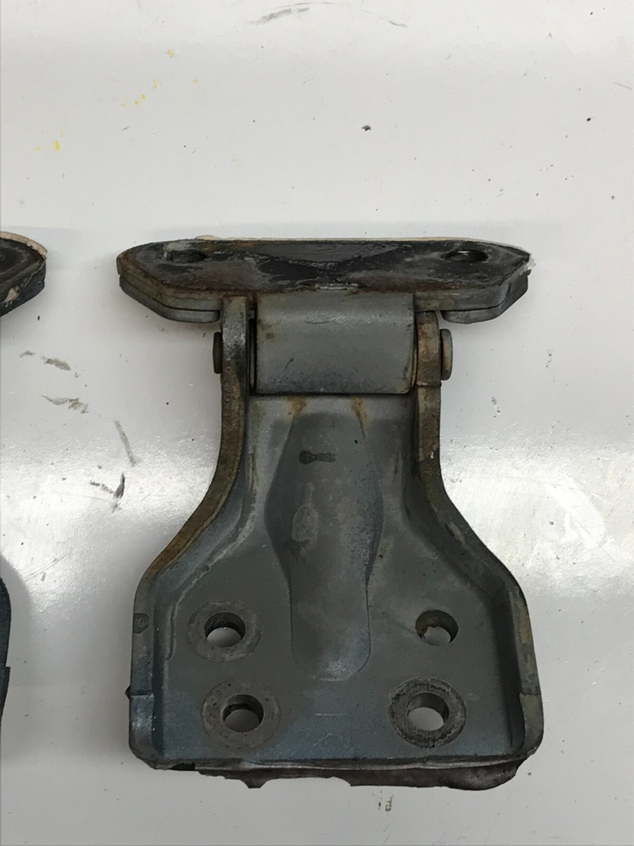 1986 - 1988 Nissan 300ZX Z31 Door Hinges Right RH Hand Side Blue