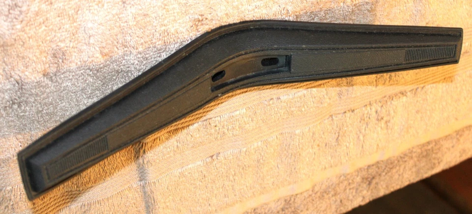 Mustang Torino Cougar 1970 1971 1972 1973 ORIG VOLANTE NEGRO CTR BOCINA PAD Foto 2 de 4