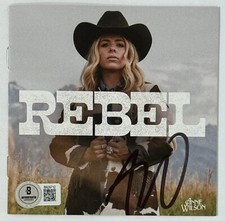 ANNE WILSON SIGNED CD COVER & REBEL CD BAS BECKETT COA AUTOGRAPHED PHOTO PICTURE