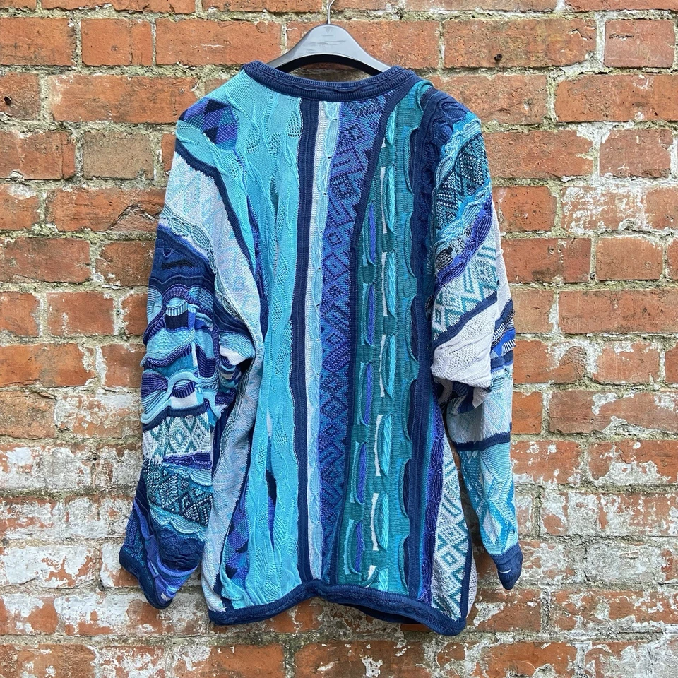 Vintage Coogi 3D Knit Jumper Men’s XL 90s Australia Stunning Blue Ice Rare! - Image 4 of 4