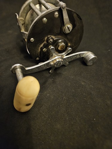 Moulinet De Pêche Vintage Penn Long Beach 60 - Avec Boîte D'origine, En Bakélite, Collector