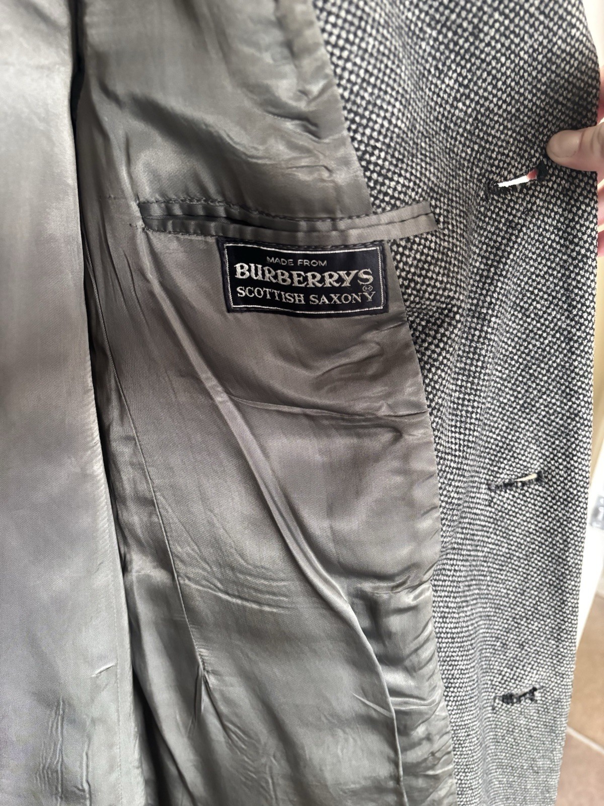 Burberrys Men’s Grey Wool Herringbone Long Overcoat Size 38 Made in England image 8