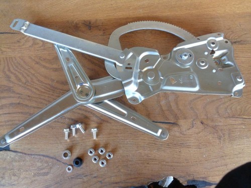 Fensterheber rechts vorn 51331977610 BMW 3ER E36