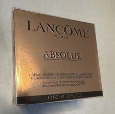 Lancôme Absolue Regenerating Brightening Tag...