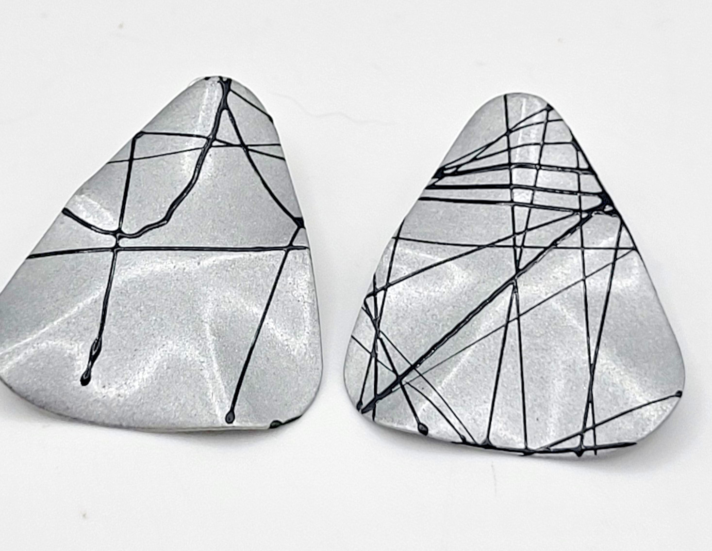 Vintage 80s Triangular Post Stud Earrings Enamel … - image 1