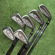 Wilson RH Staff Fat Shaft Graphite Golf Clubs set (Missing 7)
