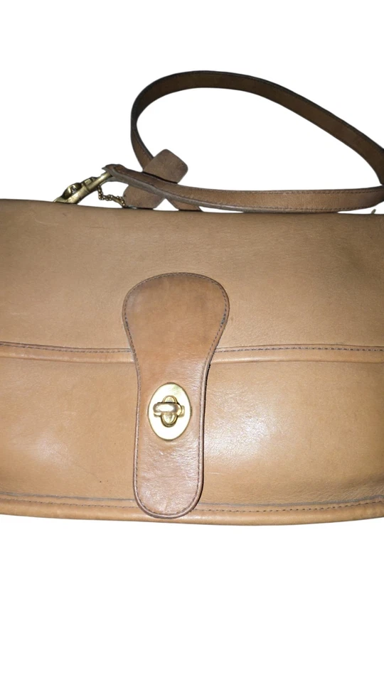 Vintage COACH Double Turnlock Twin Clutch NYC 80s Leia a descrição  - Imagem 3 de 4