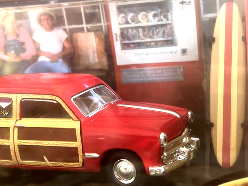 Ford Woody Station Wagon & Surfboard O Scale Road Champs 1:43 New In Box - Picture 2 of 6