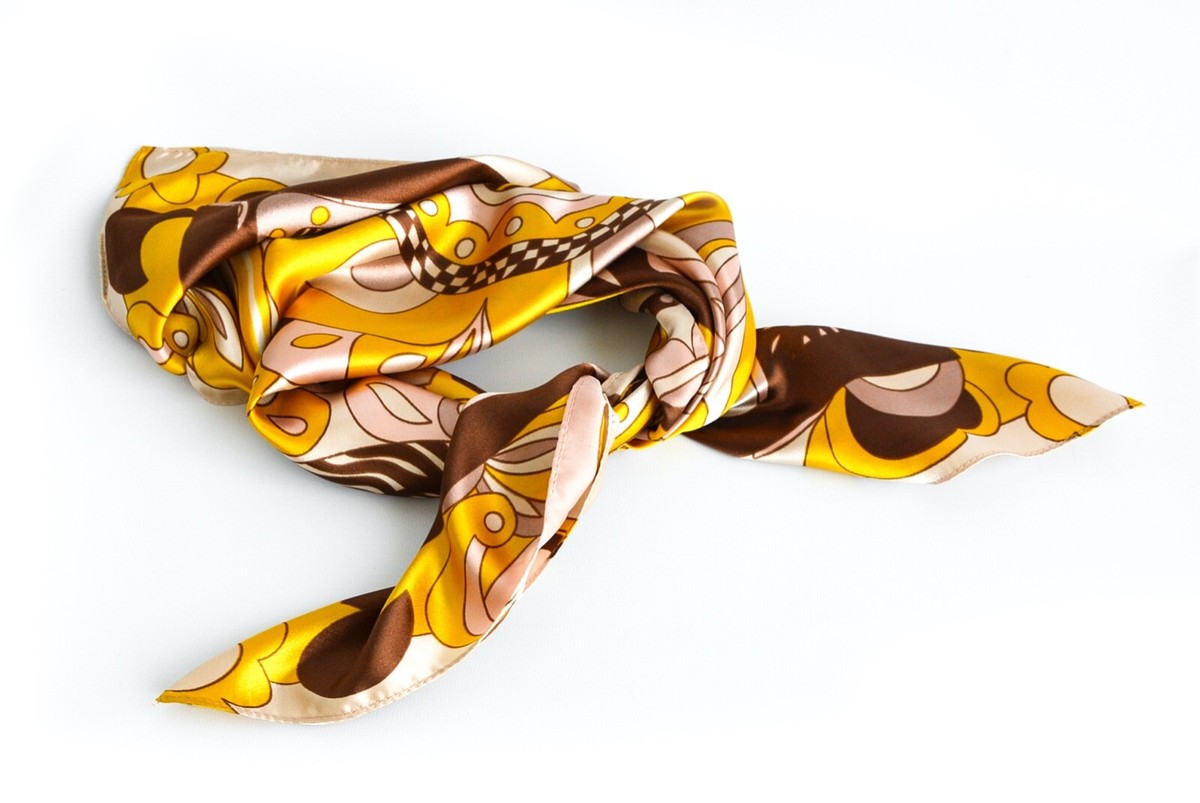 Foulard L'Oréal 100% Polyester Multicolore à Motifs Fleuris - Occasion Très Peu Porté - Fabriqué En Italie