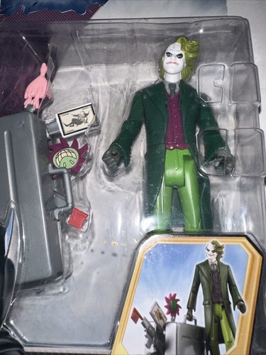 Batman The Dark Knight Joker Figure With Destructo Case DC Heath Ledger 2007 - Picture 3 of 17