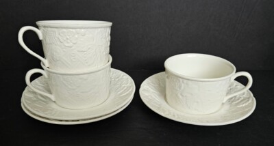 3 Mikasa English Countryside White Flat Cups & Saucers Raised Grapes Flowers