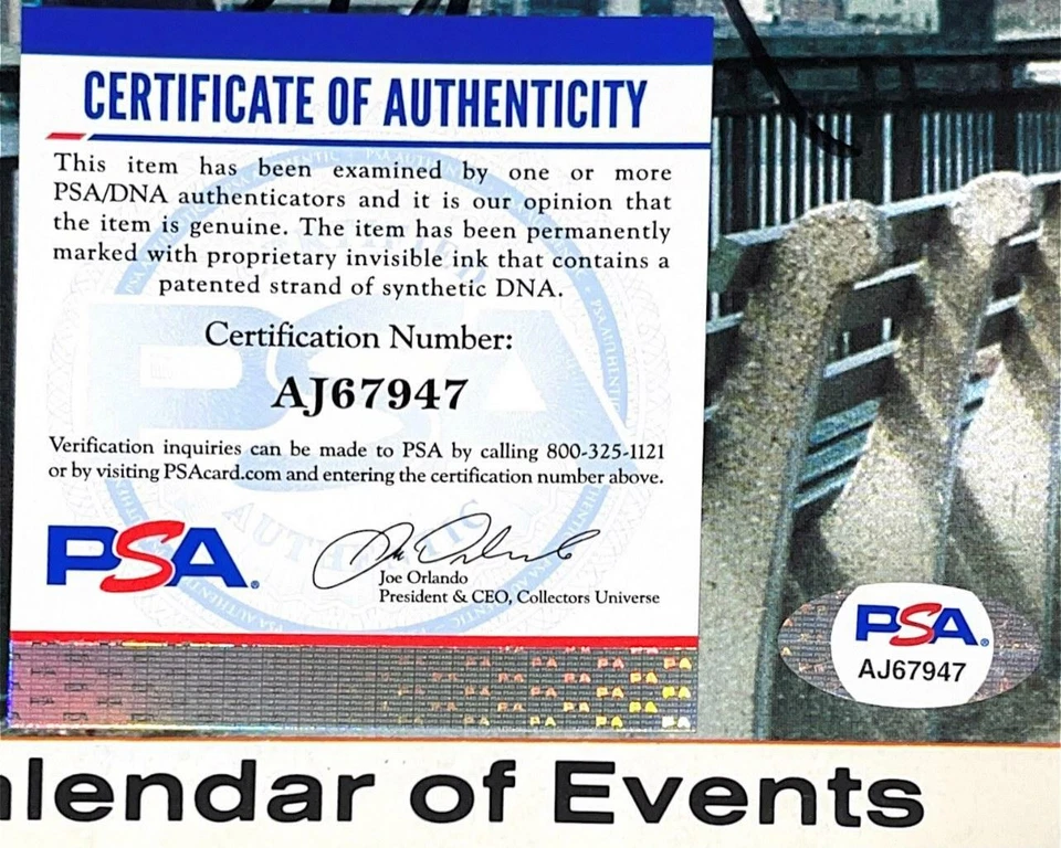 BRUCE JENNER HAND SIGNED AUTOGRAPHED MAGAZINE WITH PSA DNA COA - Image 2 of 3