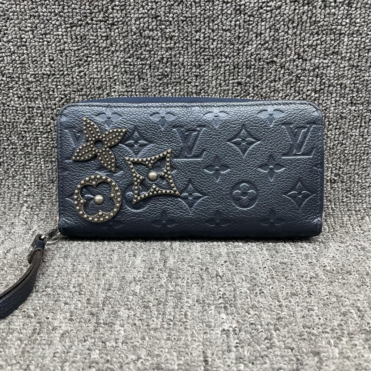Louis Vuitton M61864 Monogram Empreinte Zippy Wallet - Black | eBay